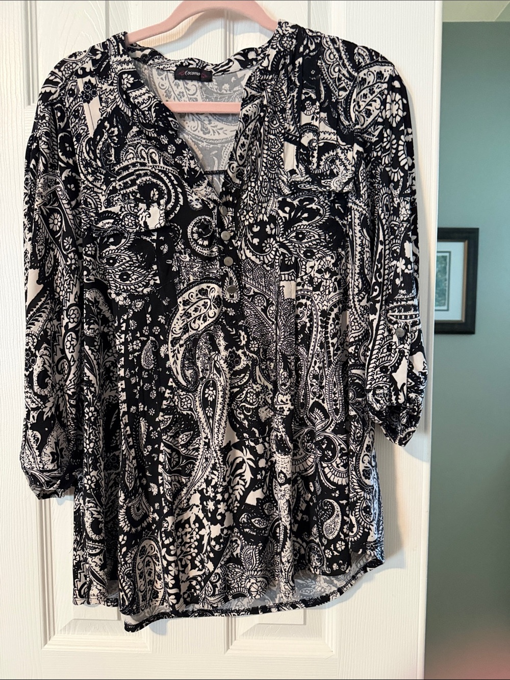 Cocomo Black & White Paisley Button-Front Tunic Blouse